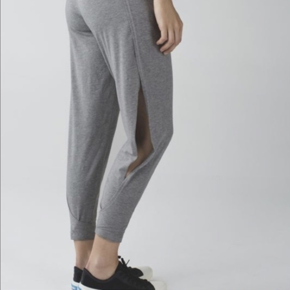 Lululemon Yoga Pants 6